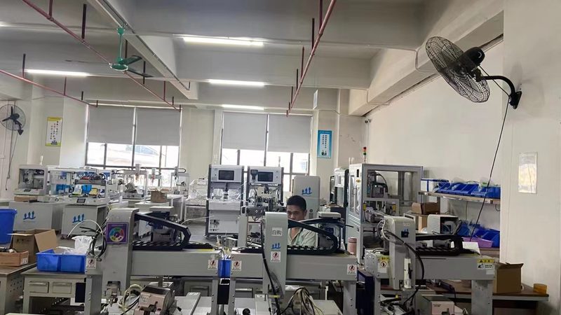 国产工业机器人：探析其优缺点与发展趋势